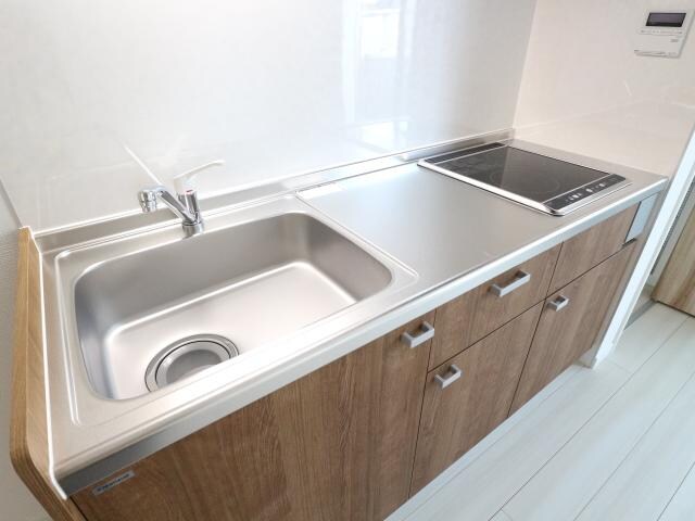  近鉄難波線・奈良線/近鉄奈良駅 徒歩18分 1階 1年未満