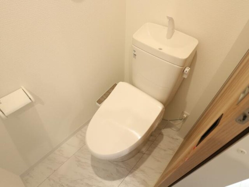  近鉄難波線・奈良線/近鉄奈良駅 徒歩18分 1階 1年未満