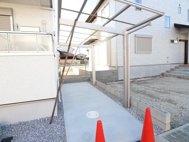  近鉄難波線・奈良線/近鉄奈良駅 徒歩18分 1階 1年未満