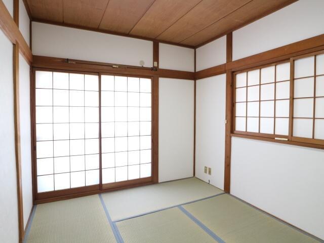  近鉄難波線・奈良線/新大宮駅 徒歩11分 2階 築45年