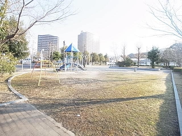 加茂公園(公園)まで2619m 大和路線・関西本線/加茂駅 徒歩15分 2階 築32年
