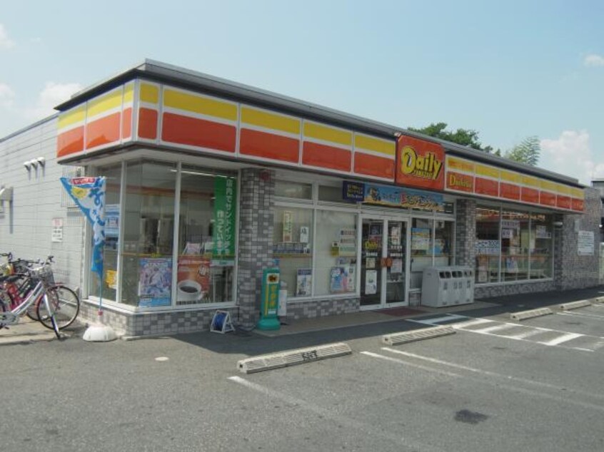 デイリーヤマザキ奈良神殿店(コンビニ)まで406m 桜井線<万葉まほろば線>/京終駅 徒歩30分 2階 築46年