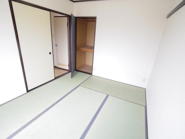  近鉄大阪線（近畿）/五位堂駅 バス8分馬見北９丁目下車:停歩2分 2階 築36年