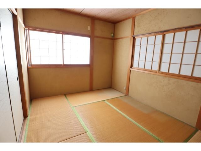  近鉄大阪線（近畿）/五位堂駅 バス8分馬見北３丁目下車:停歩3分 1-2階 築33年