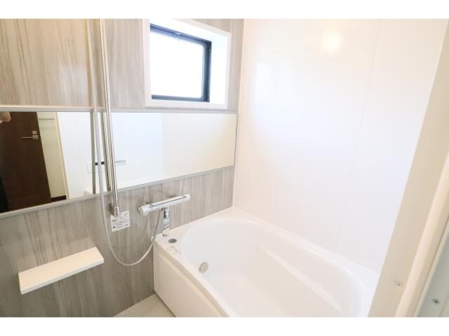  近鉄大阪線（近畿）/五位堂駅 バス8分馬見北９丁目下車:停歩2分 1-2階 築30年