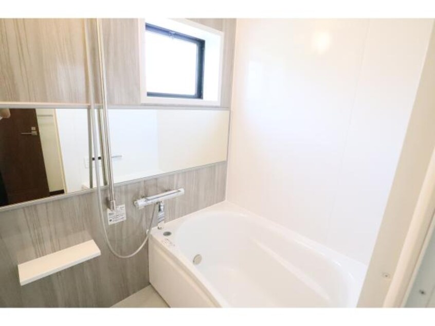  近鉄大阪線（近畿）/五位堂駅 バス8分馬見北９丁目下車:停歩2分 1-2階 築30年