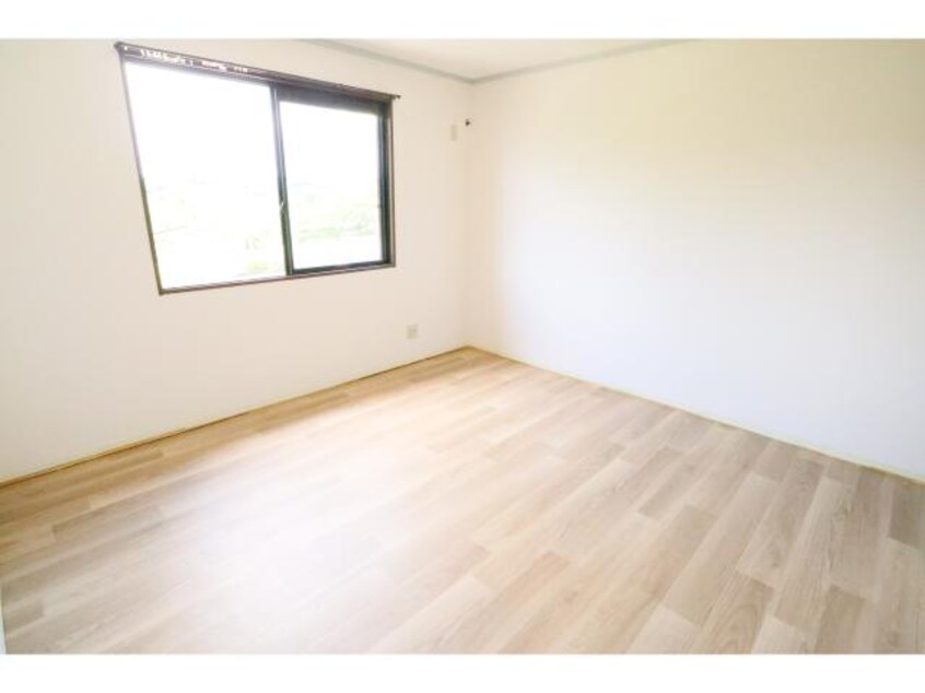  近鉄大阪線（近畿）/五位堂駅 バス8分馬見北９丁目下車:停歩2分 1-2階 築30年