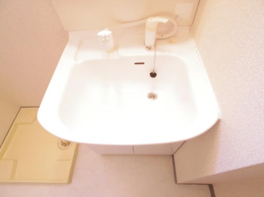  近鉄大阪線（近畿）/五位堂駅 バス7分西真美２丁目下車:停歩1分 1階 築25年