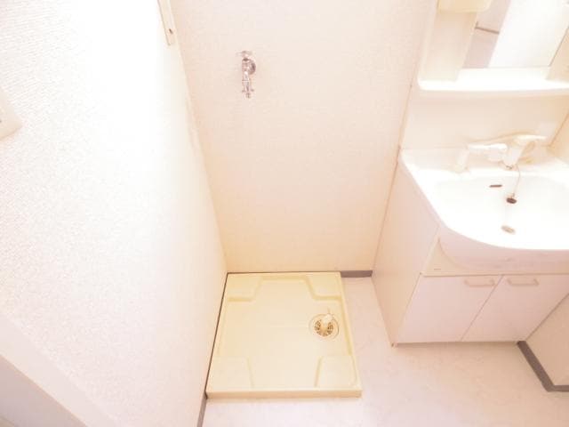  近鉄大阪線（近畿）/五位堂駅 バス7分西真美２丁目下車:停歩1分 1階 築25年