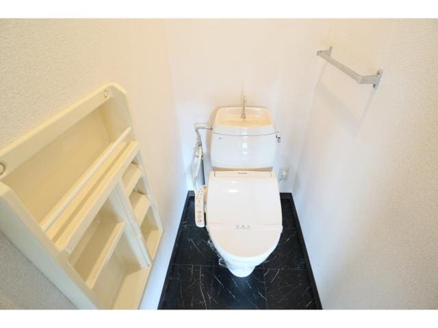  近鉄大阪線（近畿）/五位堂駅 バス6分馬見北９丁目下車:停歩3分 1階 築37年