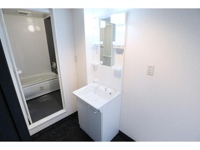  近鉄大阪線（近畿）/五位堂駅 バス6分馬見北９丁目下車:停歩3分 1階 築37年