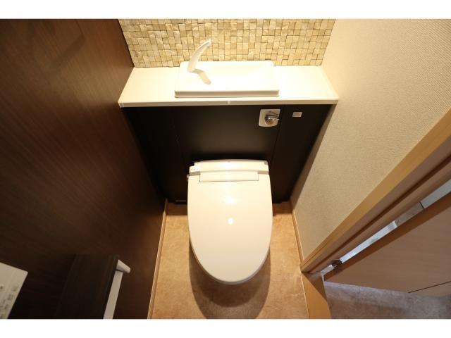  和歌山線/畠田駅 バス10分白鳳台1丁目下車:停歩5分 2階 築32年