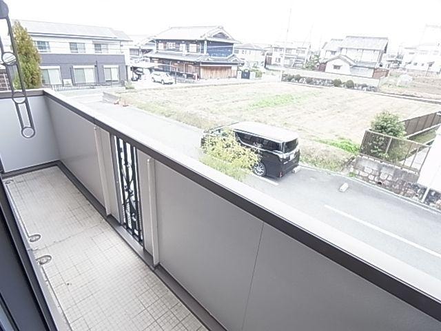  近鉄南大阪線/二上山駅 徒歩2分 2階 築17年