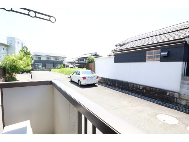  近鉄南大阪線/二上山駅 徒歩2分 1階 築15年