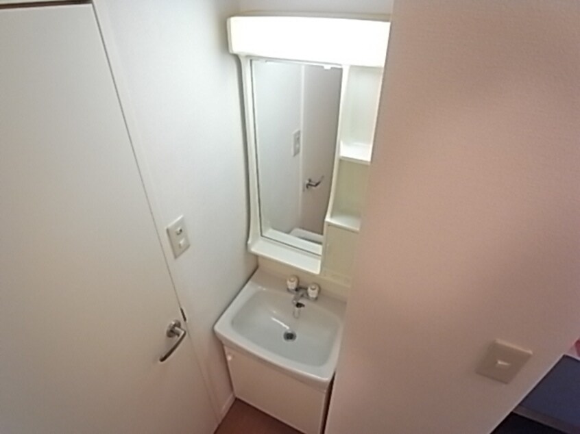  近鉄大阪線（近畿）/二上駅 徒歩13分 1-2階 築20年