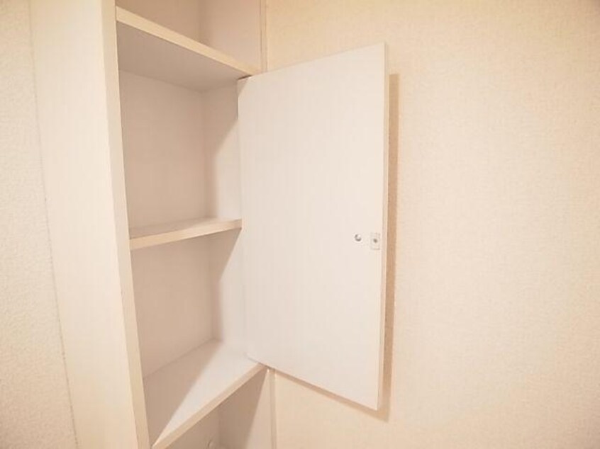  和歌山線/ＪＲ五位堂駅 徒歩2分 1階 築13年