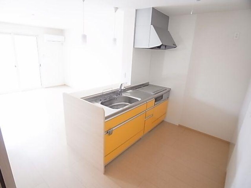  近鉄大阪線（近畿）/五位堂駅 バス5分馬見中5丁目下車:停歩3分 2階 築13年