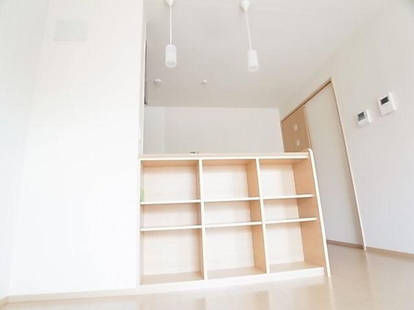  近鉄大阪線（近畿）/五位堂駅 バス5分馬見中5丁目下車:停歩3分 2階 築13年