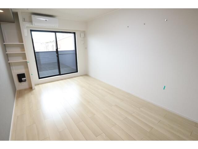  和歌山線/志都美駅 徒歩5分 2階 築1年