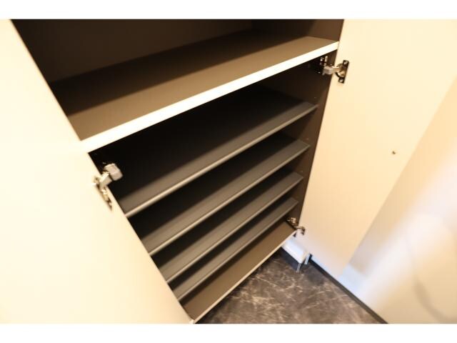  和歌山線/志都美駅 徒歩5分 1階 築1年