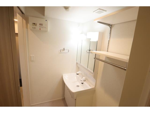  和歌山線/志都美駅 徒歩5分 1階 築1年