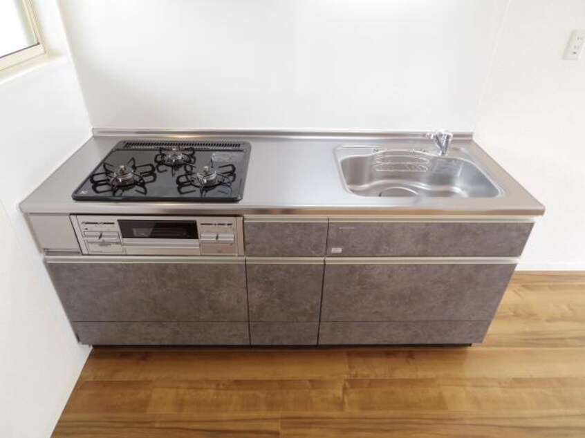  大和路線・関西本線/大和小泉駅 徒歩10分 1階 築33年