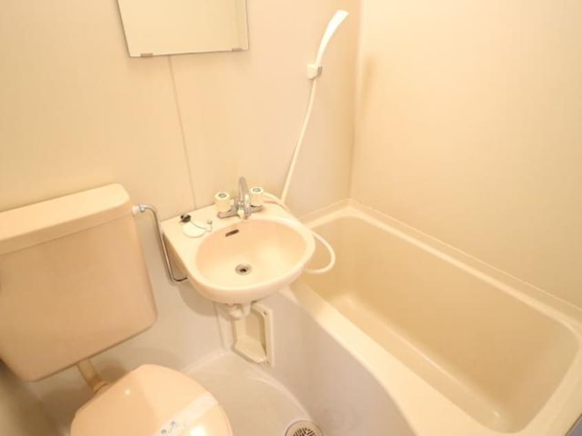  大和路線・関西本線/郡山駅 徒歩5分 2階 築27年