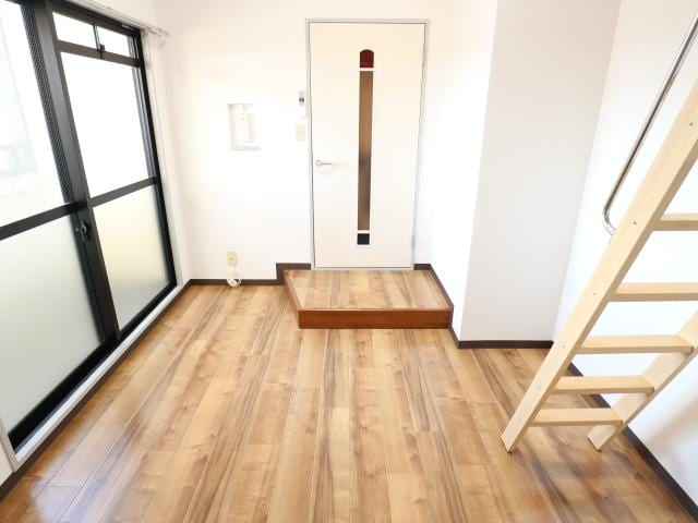 同系モデル写真 大和路線・関西本線/郡山駅 徒歩5分 4階 築28年