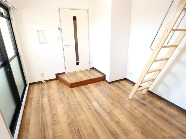 同系モデル写真 大和路線・関西本線/郡山駅 徒歩5分 4階 築28年