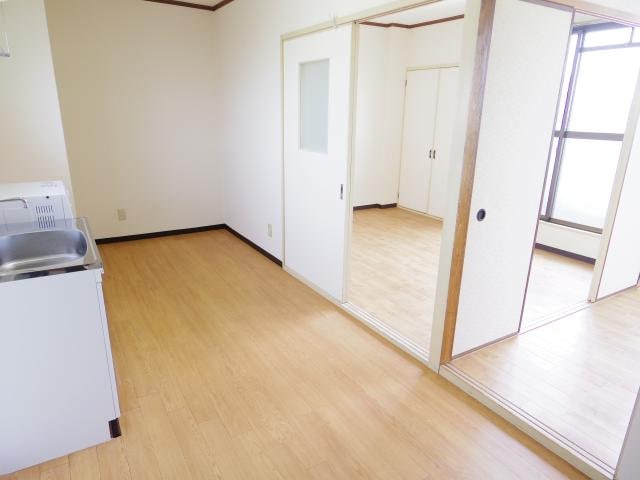  近鉄橿原線/近鉄郡山駅 徒歩8分 4階 築37年