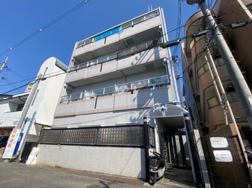  近鉄橿原線/近鉄郡山駅 徒歩3分 5階 築35年