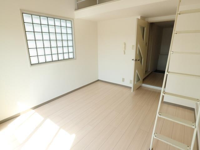 同系モデル写真 近鉄橿原線/近鉄郡山駅 徒歩3分 4階 築36年