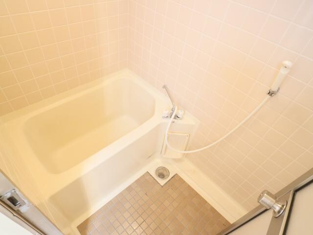  大和路線・関西本線/大和小泉駅 バス13分新町下車:停歩2分 2階 築37年