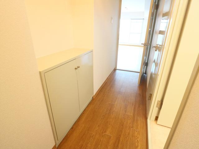  大和路線・関西本線/大和小泉駅 バス13分新町下車:停歩2分 2階 築37年