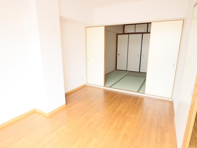  大和路線・関西本線/大和小泉駅 バス13分新町下車:停歩2分 2階 築37年