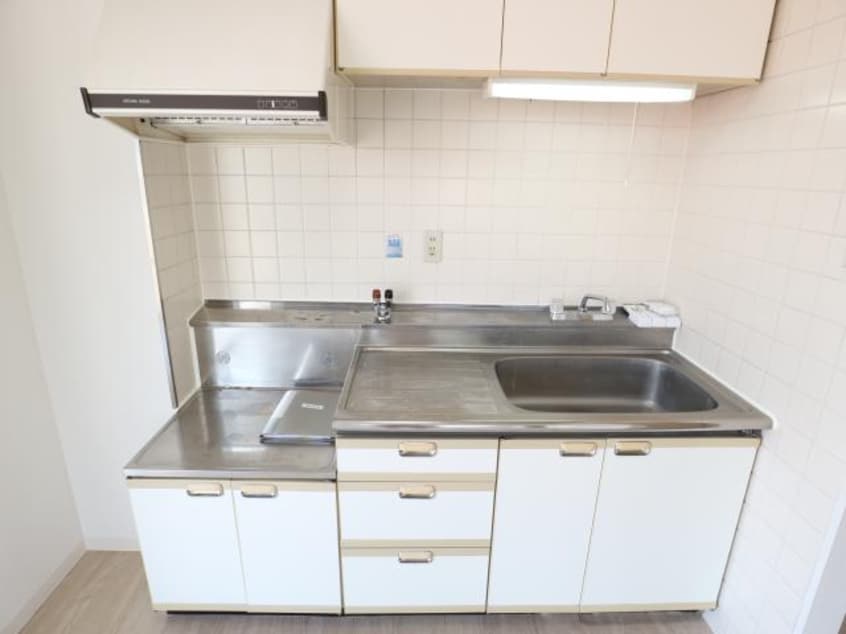  近鉄橿原線/九条駅 徒歩6分 3階 築36年