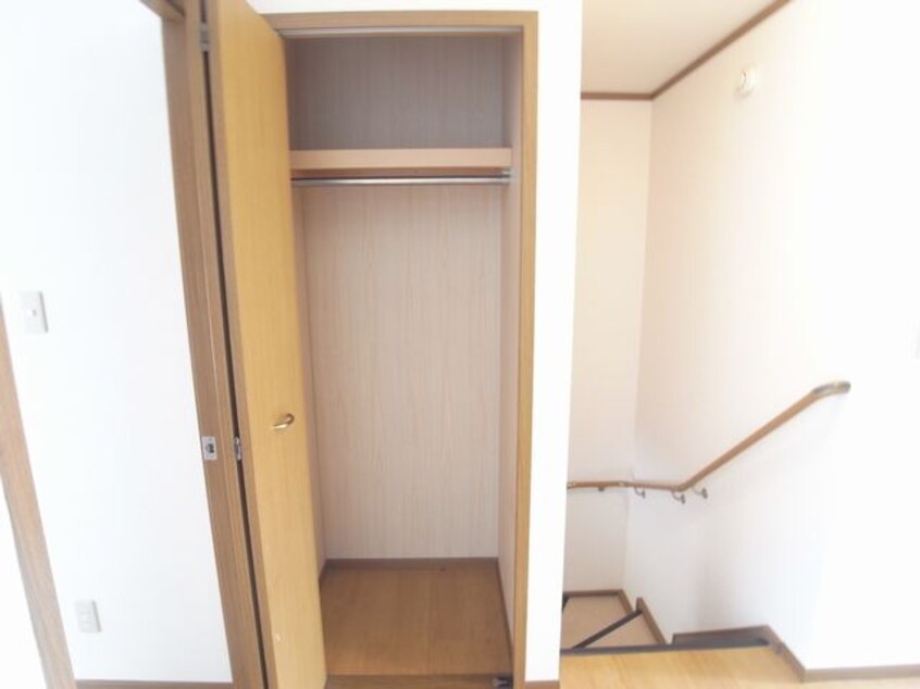  大和路線・関西本線/大和小泉駅 バス10分松尾寺口下車:停歩3分 2階 築23年