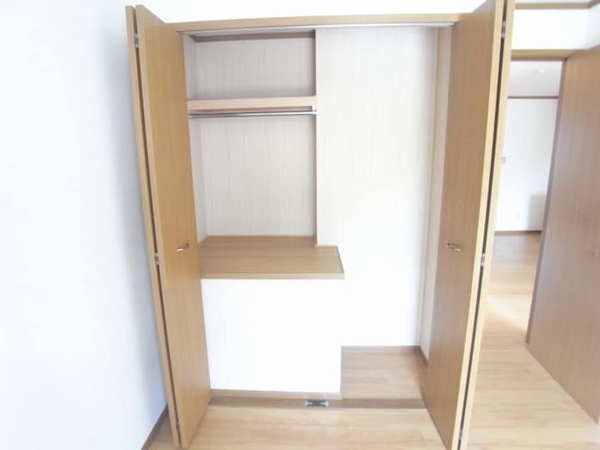  大和路線・関西本線/大和小泉駅 バス10分松尾寺口下車:停歩3分 2階 築23年