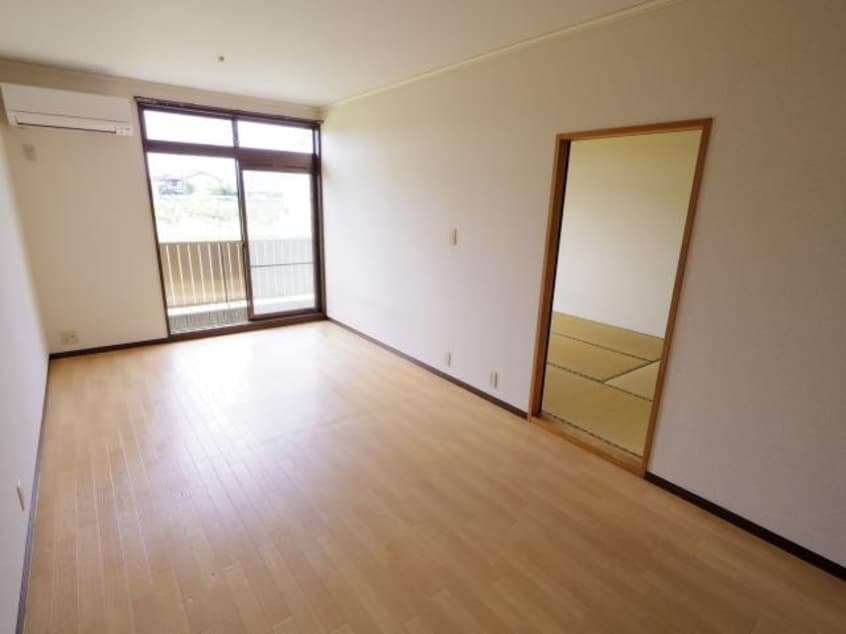  大和路線・関西本線/大和小泉駅 徒歩8分 1階 築27年