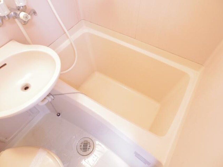  近鉄橿原線/近鉄郡山駅 徒歩5分 2階 築35年