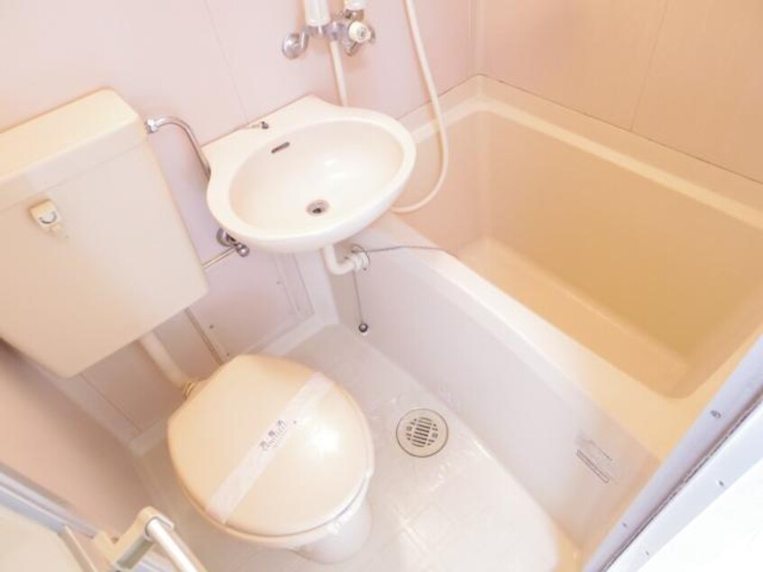  近鉄橿原線/近鉄郡山駅 徒歩5分 2階 築35年