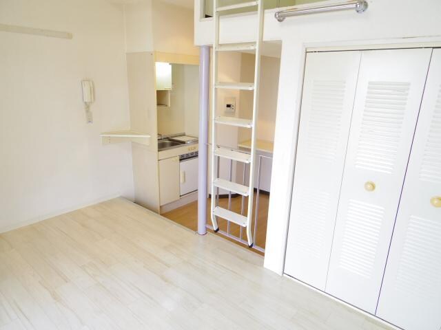  近鉄橿原線/近鉄郡山駅 徒歩5分 2階 築35年