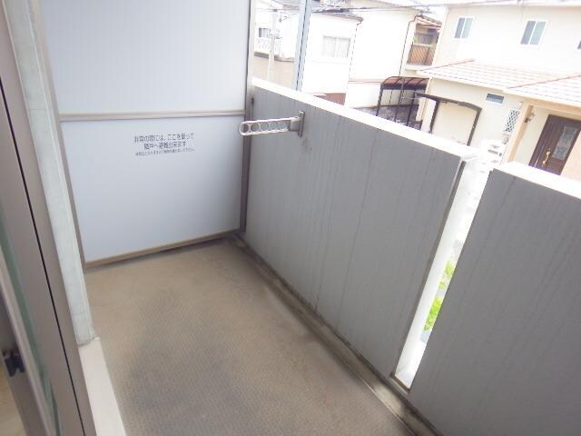  近鉄橿原線/近鉄郡山駅 徒歩3分 2階 築21年