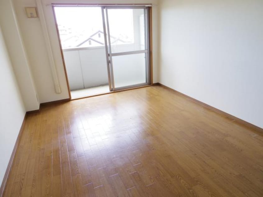  近鉄橿原線/近鉄郡山駅 徒歩13分 3階 築20年