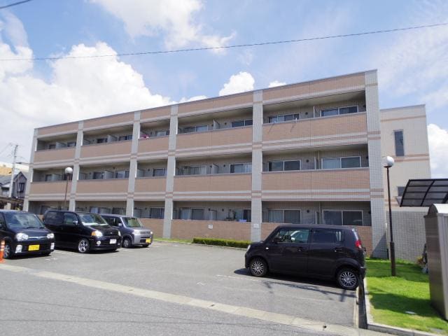  近鉄橿原線/近鉄郡山駅 徒歩13分 3階 築20年