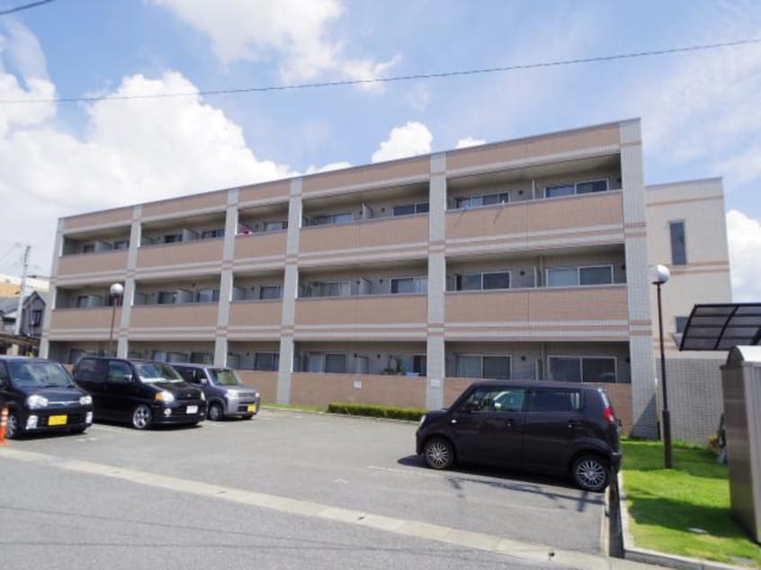  近鉄橿原線/近鉄郡山駅 徒歩13分 3階 築20年