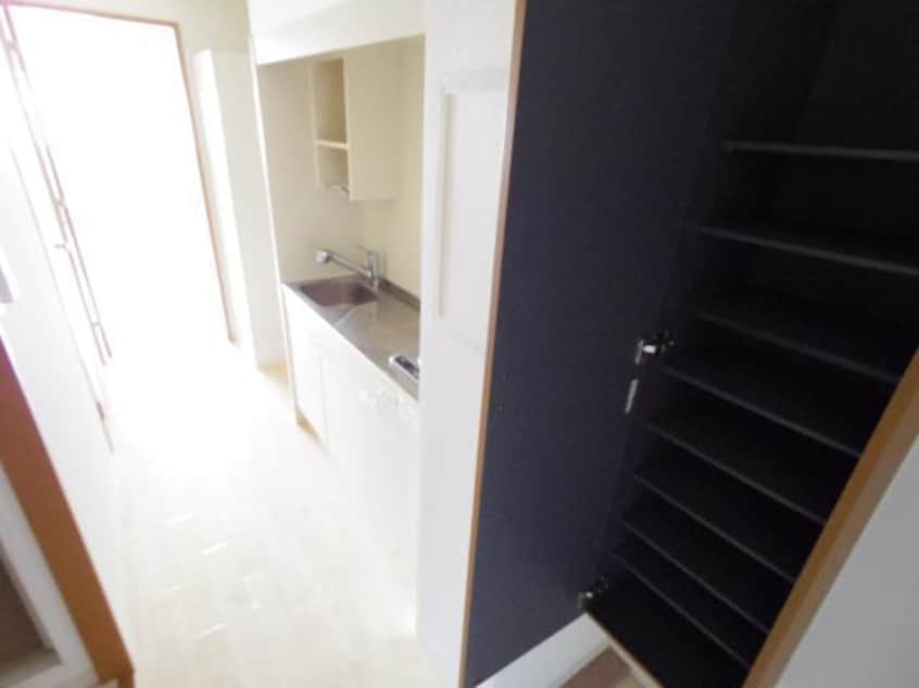  近鉄橿原線/近鉄郡山駅 徒歩13分 3階 築20年