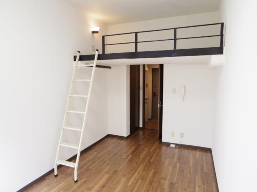  近鉄橿原線/近鉄郡山駅 徒歩4分 1階 築34年