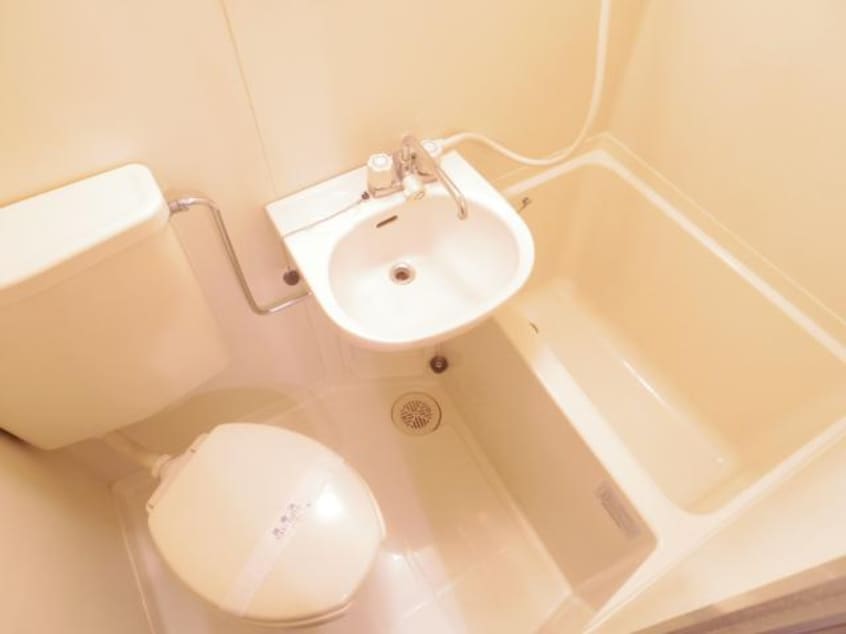 同系モデル写真 近鉄橿原線/近鉄郡山駅 徒歩4分 3階 築34年