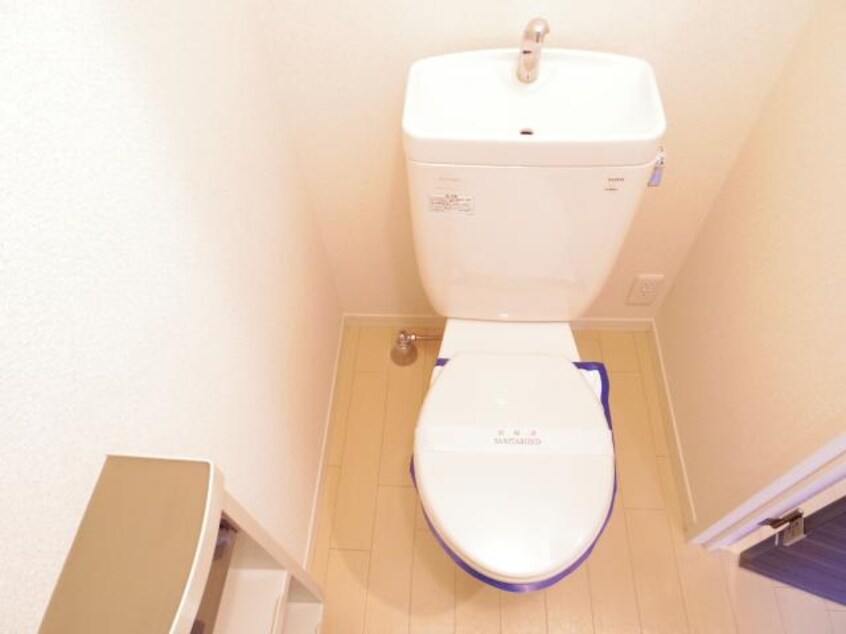  近鉄橿原線/近鉄郡山駅 バス15分矢田山町下車:停歩3分 1階 築18年